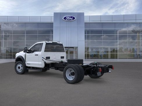 New 2026 Ford F550 4x4 Regular Cab Super Duty w/ XL Chrome Package image 4
