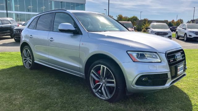 Used 2016 Audi SQ5 Premium Plus w/ Technology Package AWD/4WD image 13