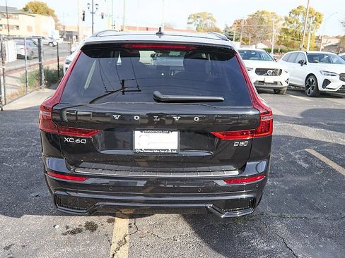 New 2026 Volvo XC60 B5 Plus w/ Protection Package Premier image 7