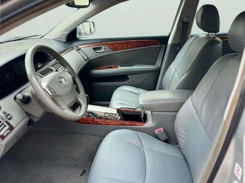Used 2007 Toyota Avalon XLS image 10