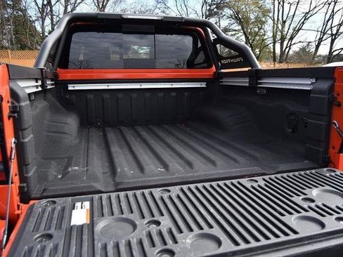 Certified 2025 Nissan Frontier PRO-4X w/ Pro Convenience Package image 8