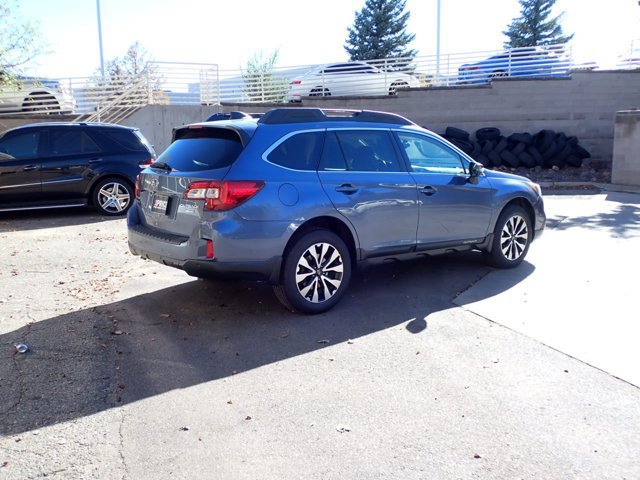 Used 2017 Subaru Outback 3.6R Limited AWD/4WD image 4