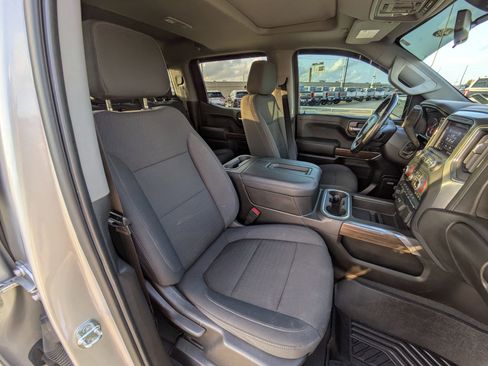 Used 2022 Chevrolet Silverado 1500 RST image 32