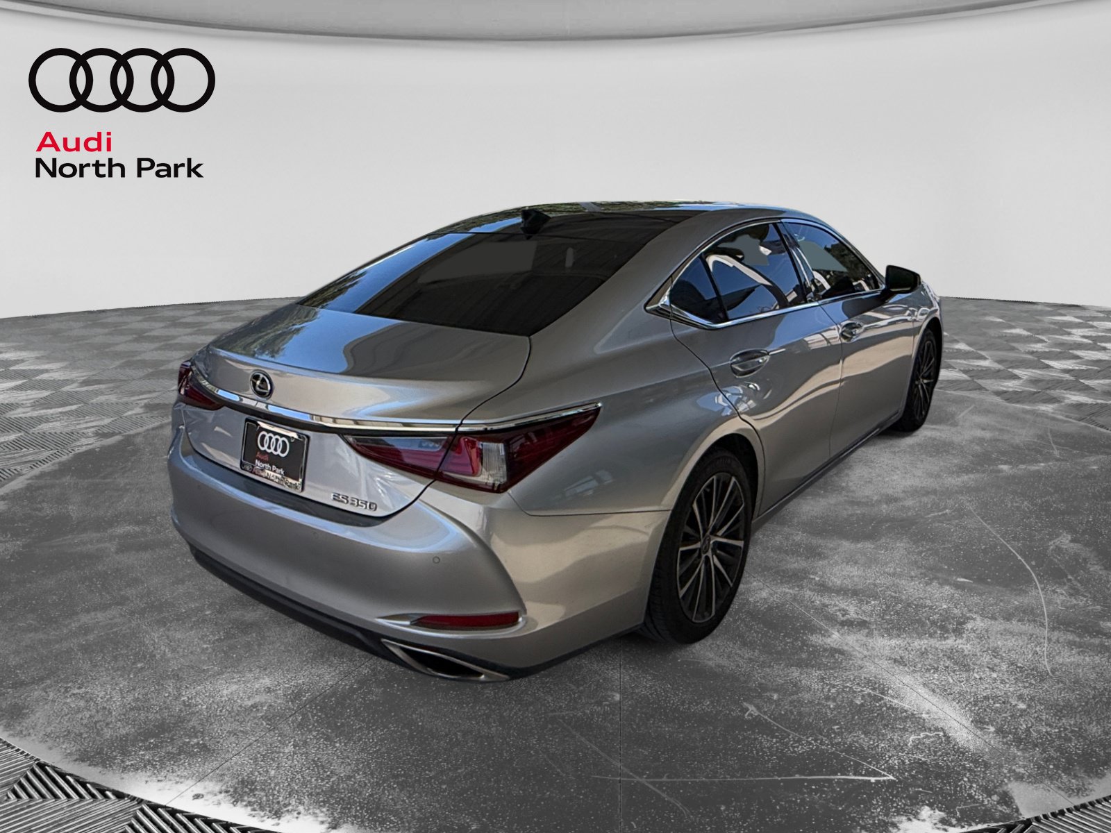 Used 2022 Lexus ES 350 w/ Premium Package FWD image 5