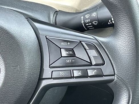 Used 2025 Nissan Sentra S FWD image 13