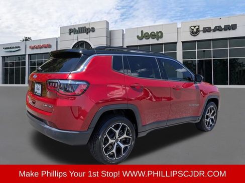 Certified 2025 Jeep Compass Limited w/ Sun & Sound Group AWD/4WD image 3