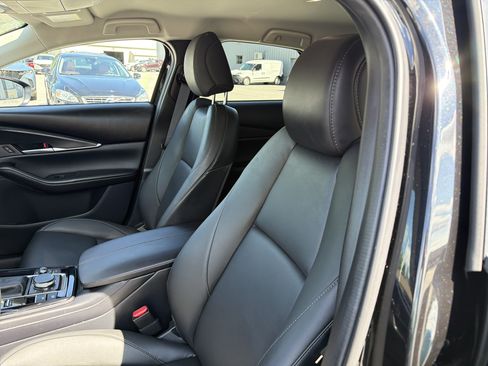 Certified 2025 MAZDA CX-30 AWD 2.5 S w/ Select Sport Pkg image 18