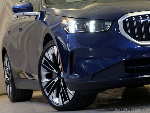 Used 2026 BMW 540i xDrive AWD/4WD image 4