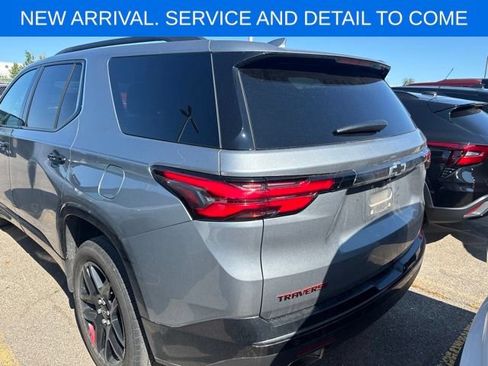 Used 2023 Chevrolet Traverse Premier w/ Redline Edition FWD image 8