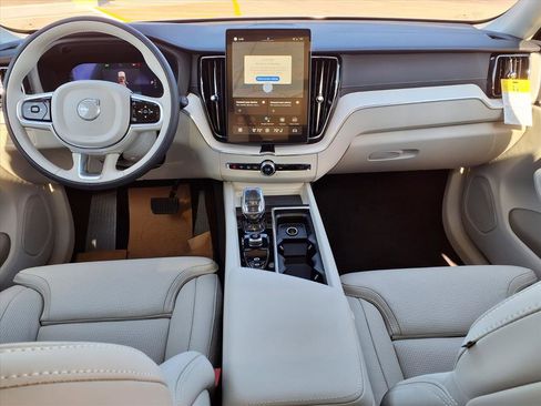 New 2026 Volvo XC60 B5 Ultra w/ Protection Package Premier image 11