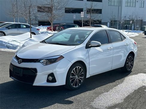 Used 2016 Toyota Corolla S image 2