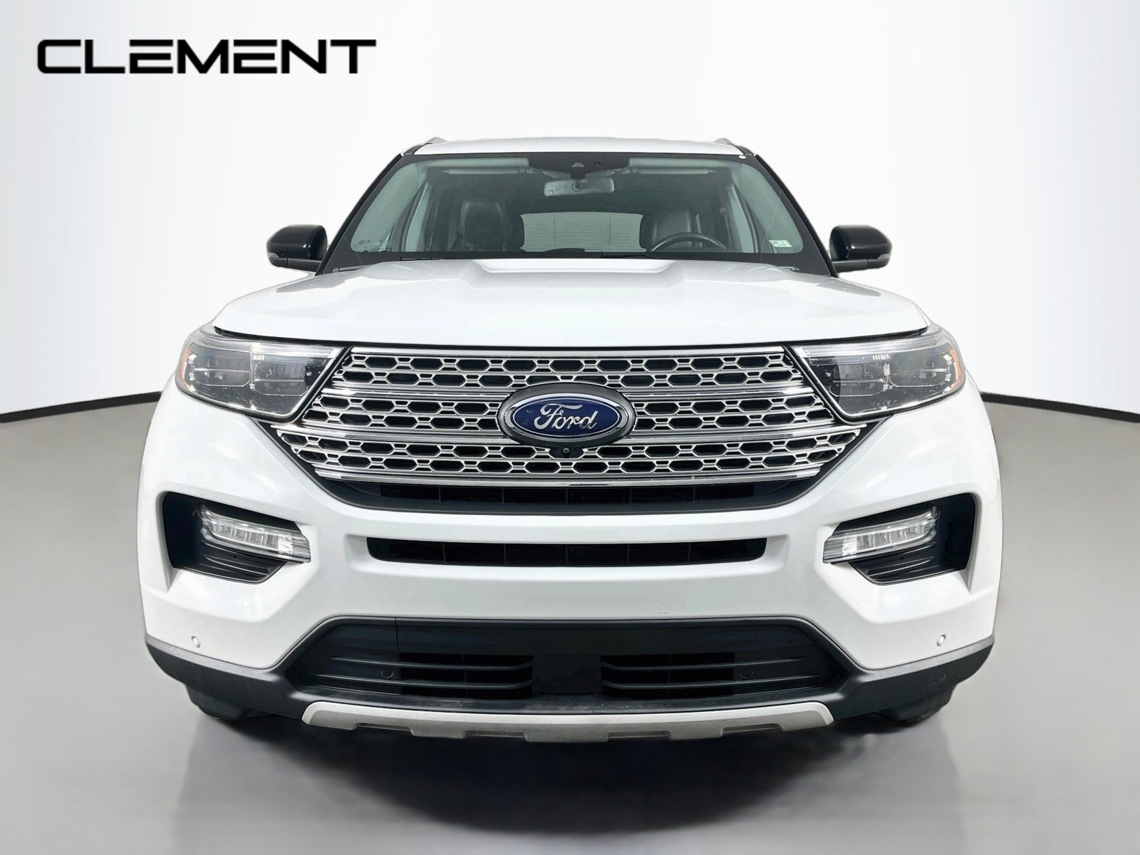 Used 2023 Ford Explorer Limited w/ Equipment Group 301A RWD image 3
