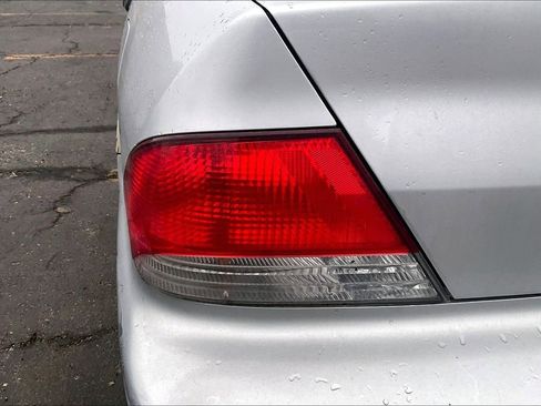 Used 2003 Mitsubishi Lancer ES image 13