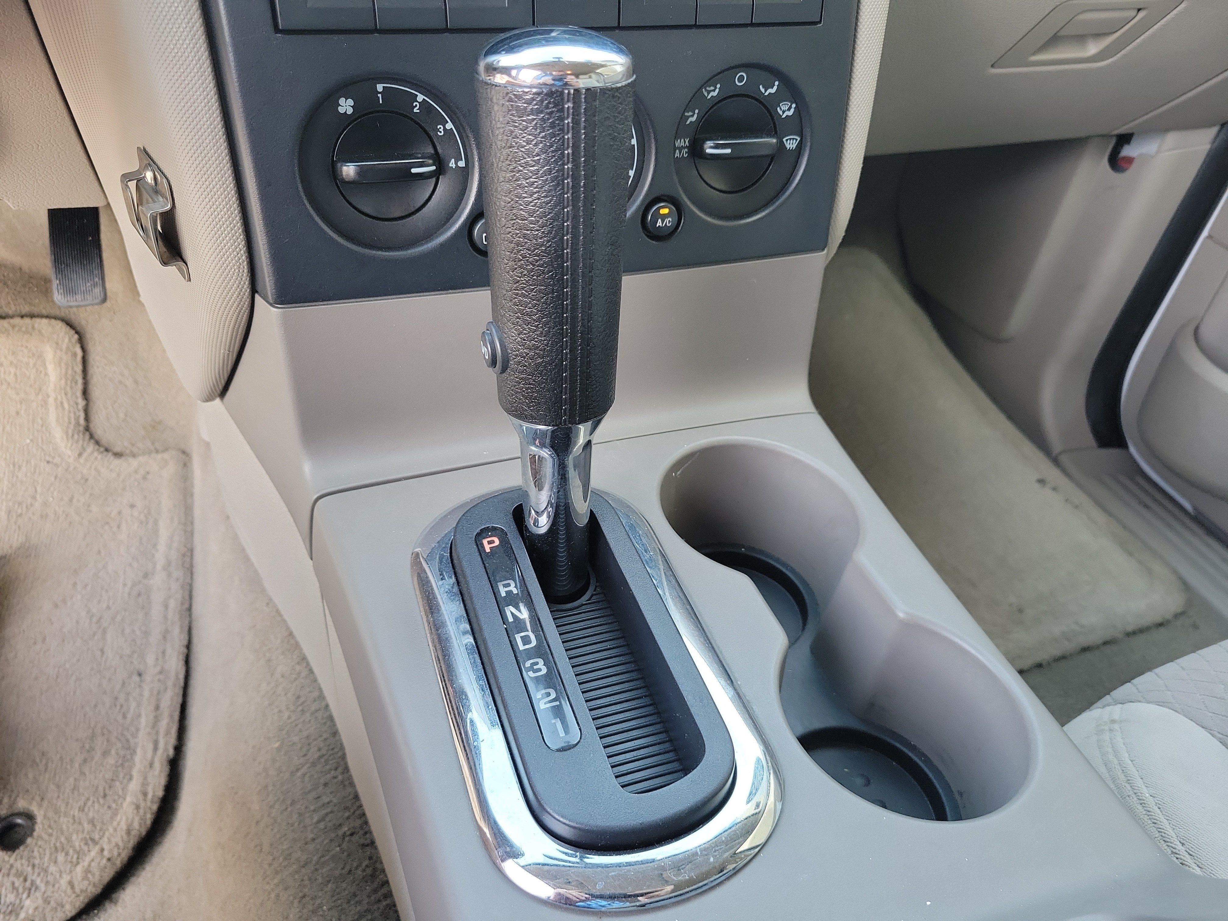 Used 2006 Ford Explorer XLS AWD/4WD image 19
