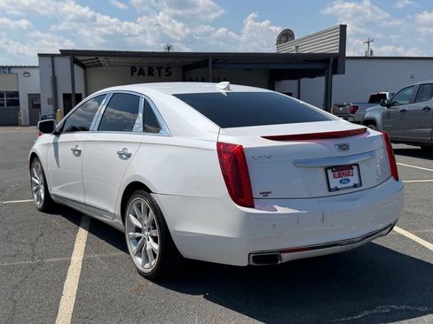 Used 2017 Cadillac XTS Luxury FWD image 6