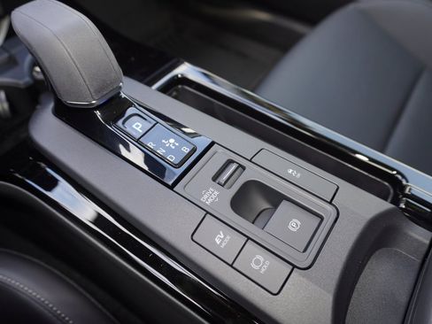 New 2026 Toyota Prius XLE image 15