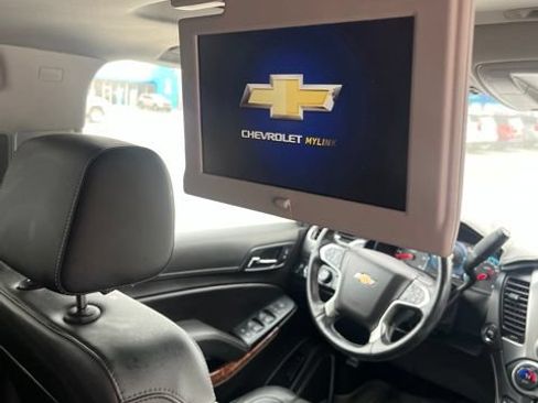 Used 2019 Chevrolet Tahoe Premier AWD/4WD image 12