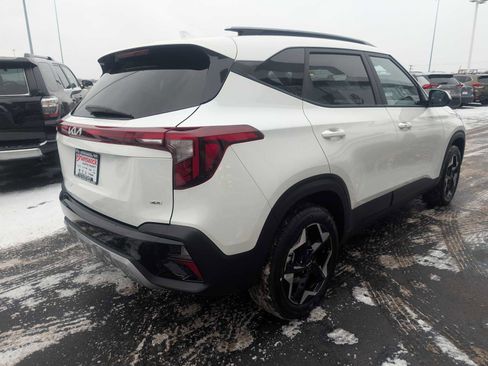 Used 2025 Kia Seltos S image 7