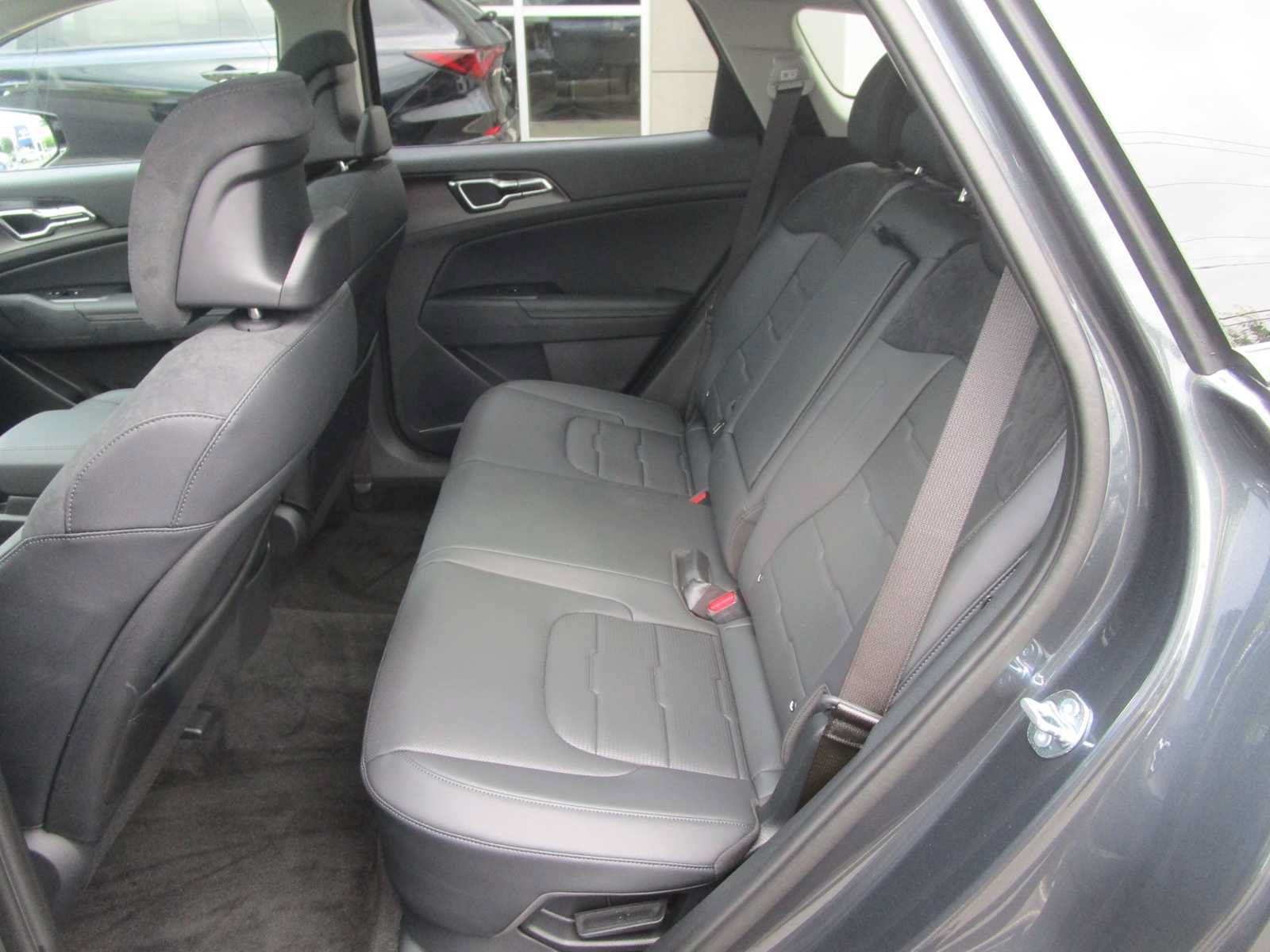 Used 2026 Kia Sportage SX Prestige AWD/4WD image 9