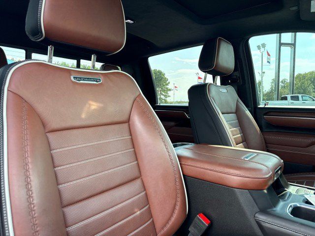 Used 2025 GMC Sierra 2500 Denali Ultimate AWD/4WD image 13