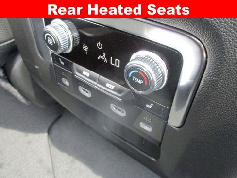 Used 2024 GMC Yukon Denali w/ Denali Reserve Package AWD/4WD image 29