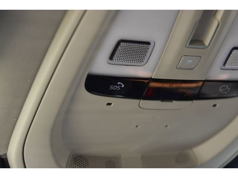 Certified 2024 Volvo XC90 T8 Plus w/ Protection Package AWD/4WD image 39