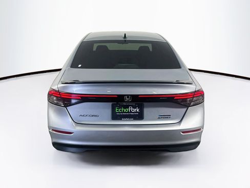 Used 2025 Honda Accord Sport image 7