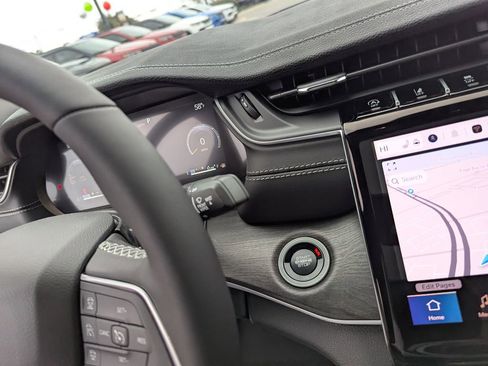 New 2025 Jeep Grand Cherokee L Limited w/ Trailer Tow Package image 24