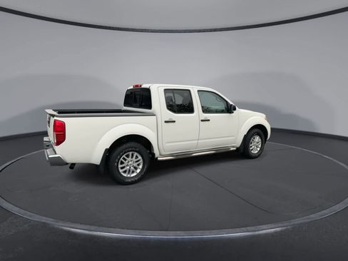 Used 2018 Nissan Frontier SV AWD/4WD image 8