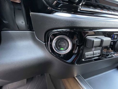 Used 2026 Chevrolet Silverado 1500 High Country image 16