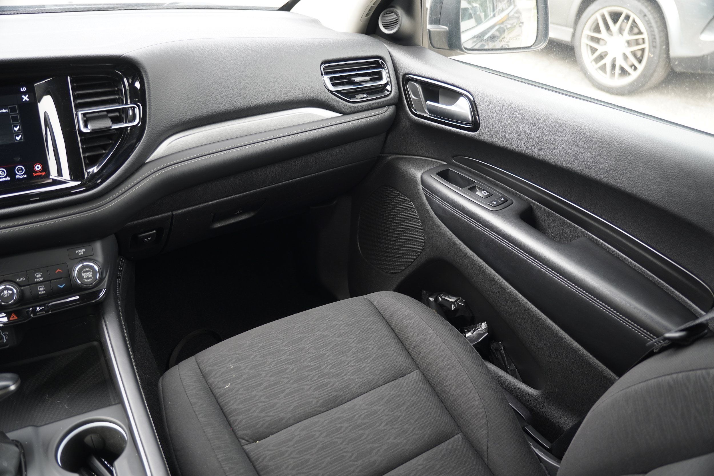 Used 2021 Dodge Durango SXT AWD/4WD image 23