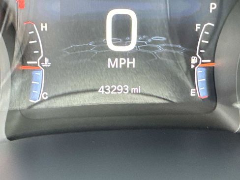 Used 2025 Jeep Compass Limited AWD/4WD image 27