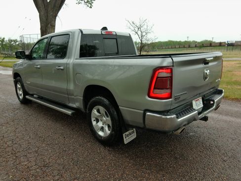 Used 2019 RAM 1500 Big Horn AWD/4WD image 8