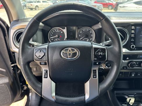 Used 2023 Toyota Tacoma SR5 RWD image 21