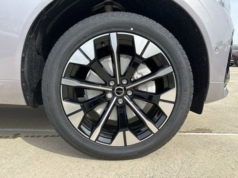New 2026 Volvo XC60 B5 Plus w/ Protection Package Premier AWD/4WD image 10