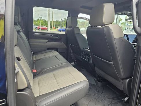 Used 2024 Chevrolet Silverado 2500 ZR2 w/ Technology Package AWD/4WD image 25