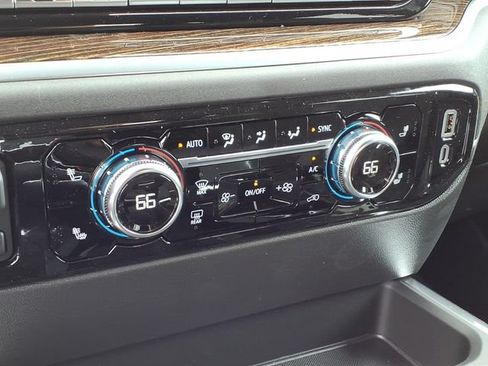 New 2026 GMC Sierra 1500 Elevation w/ Preferred Package AWD/4WD image 24
