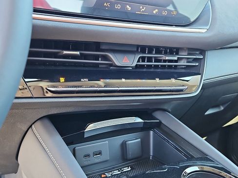 New 2026 Buick Envision Sport Touring image 19