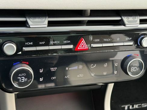 New 2026 Hyundai Tucson Limited image 19