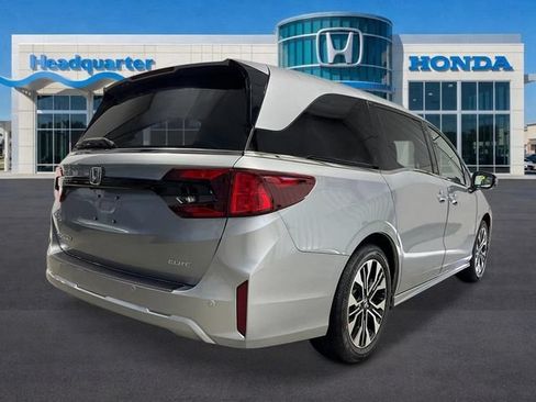 New 2026 Honda Odyssey Elite image 3