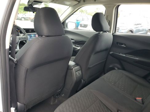 Used 2023 Nissan Kicks SV image 18