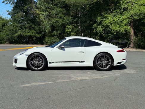 Used 2019 Porsche 911 Carrera image 6