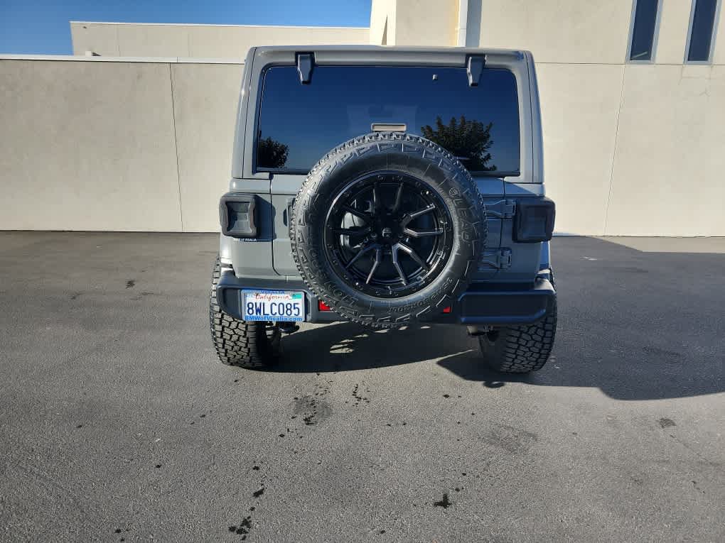 Used 2019 Jeep Wrangler Unlimited Sahara w/ Uconnect 4C Nav & Sound Group AWD/4WD image 6