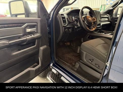 Used 2024 RAM 2500 Big Horn w/ Sport Appearance Package AWD/4WD image 11