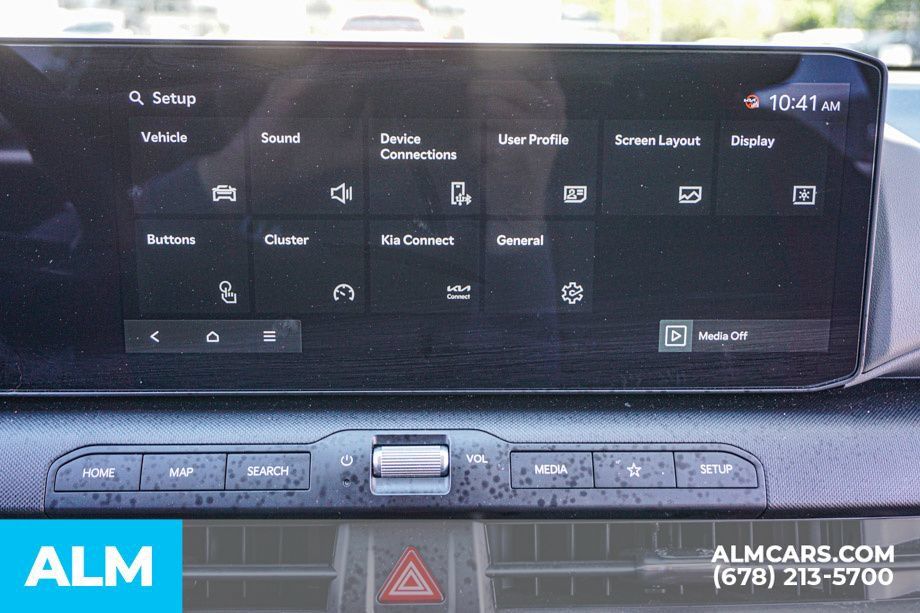 Used 2025 Kia K4 FWD image 33