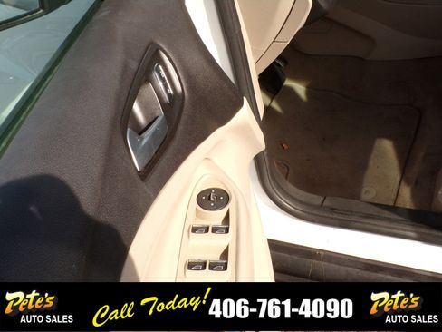 Used 2015 Ford C-MAX SE image 20