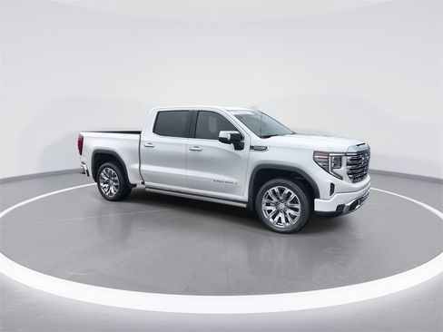Used 2024 GMC Sierra 1500 Denali w/ Denali Reserve Package image 2
