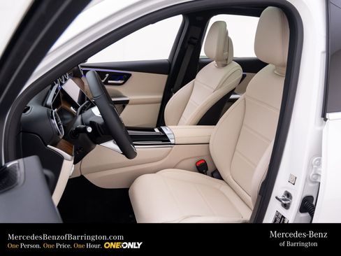 New 2026 Mercedes-Benz GLC 300 4MATIC image 18