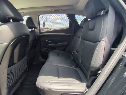 Used 2023 Hyundai Tucson Limited FWD image 16