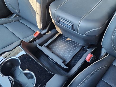 New 2026 GMC Yukon Elevation image 36